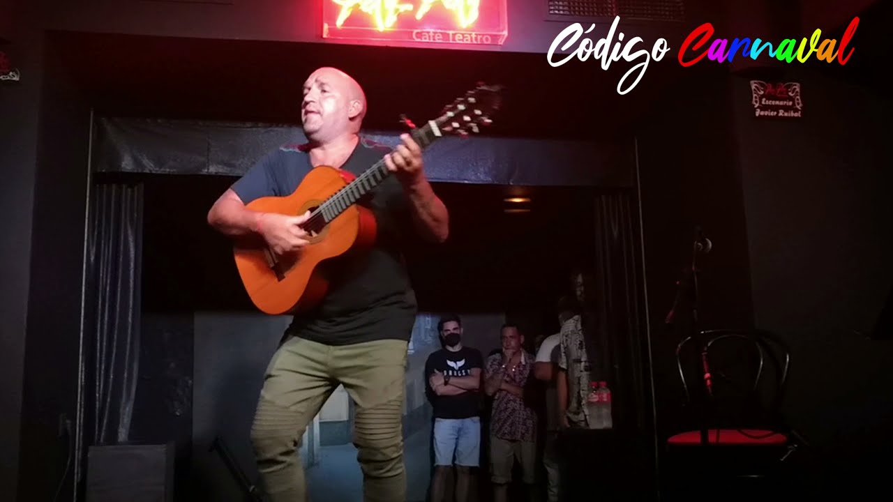 EL LACIO canta pasodoble de LOS ARAÑITAS a su hermana