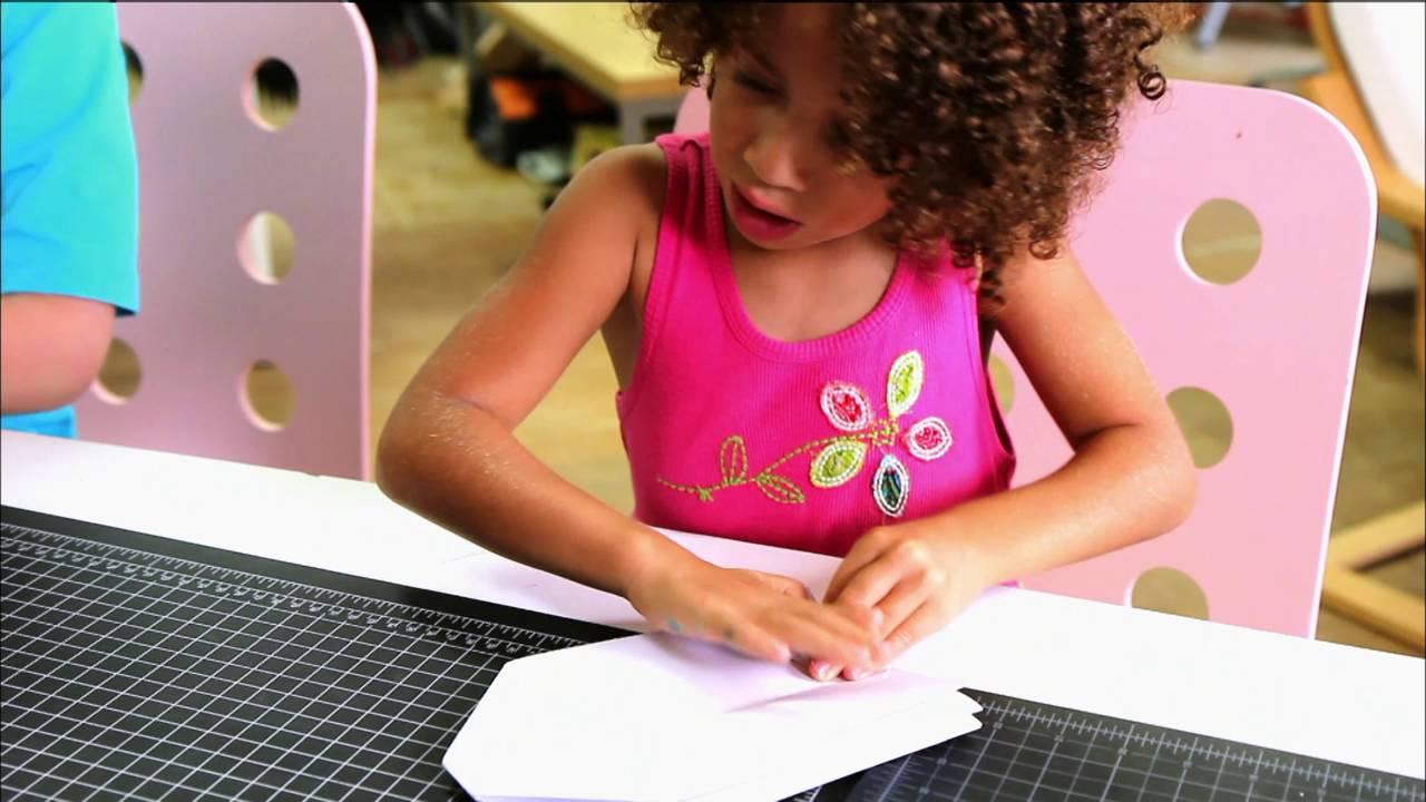 Sesame Street: Episode #4520: Fun with Paper Sculptures (HBO Kids)
