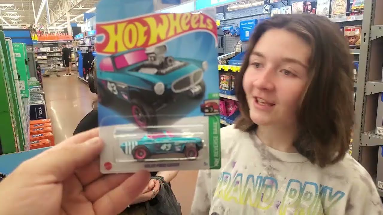 Hot Wheels Super Treasure Hunt Volvo & Zamac Honda Civic EG Hatchback Hunting in Florida (Walmart)