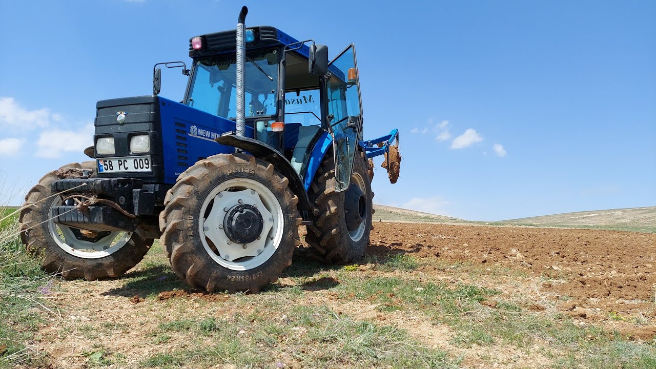Newholland 75-56s 4 lü 13 inç ile nadastan kalanlar... Takviye ile sürüm...