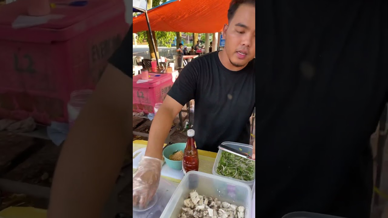 Mee Celup at Melaka #makan #food #foodie #mukbang #streetfood #vlog #asmr