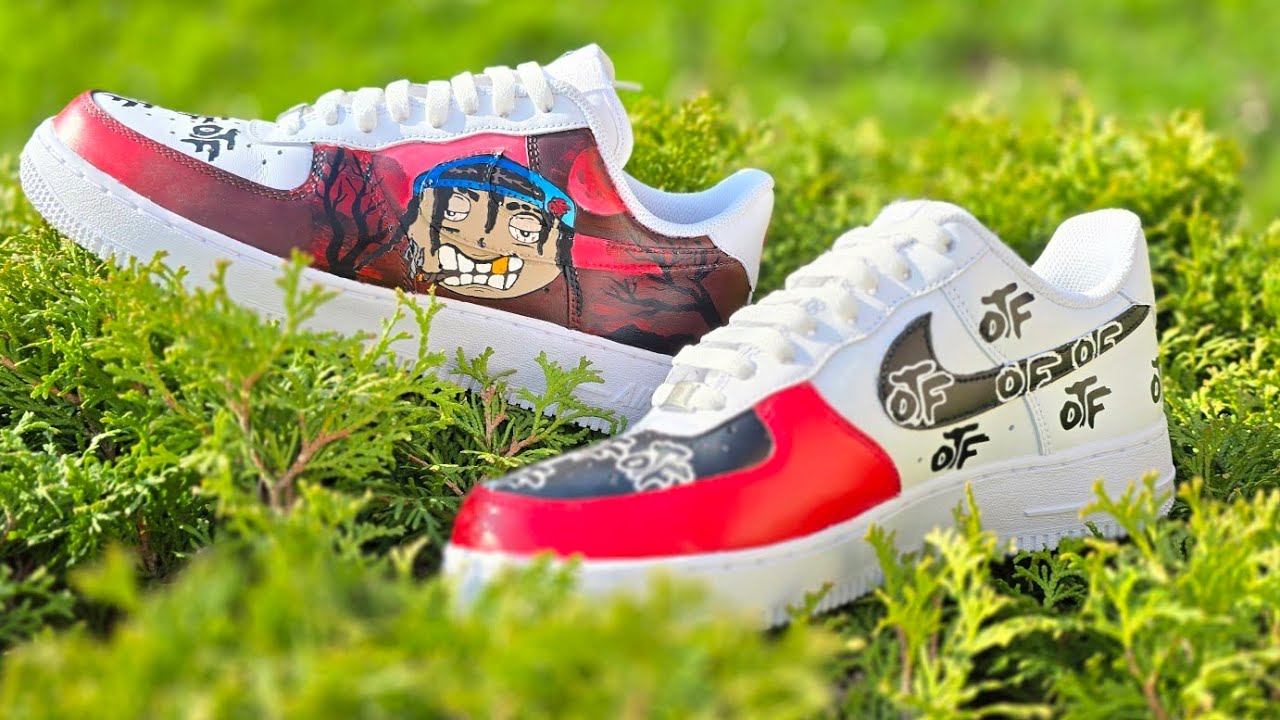 OTF Custom shoe design with  @AngelusBrand paint 