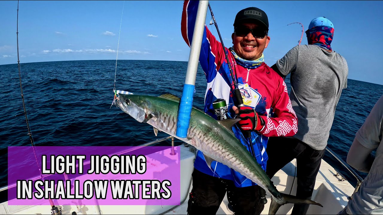 Fishing in Qatar | Boat Jigging during Windy amd Wavy in Shallow Waters | 