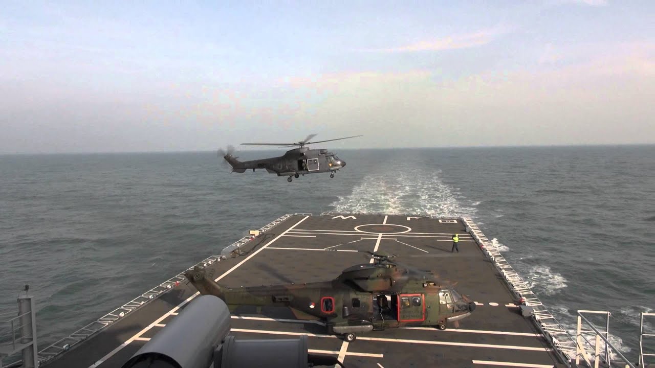 Dual Spot Helikopter Operaties aan boord Hr.Ms. Johan de Witt