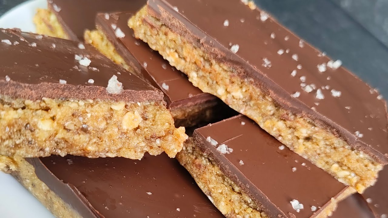 Oat, Hemp & Nut Butter Chocolate Slices | A Conscious Kitchen Recipe