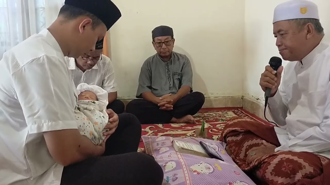 Acara Tasmiyah/Pemberian Nama Cucu dengan nama  Kinara Hana Maryam