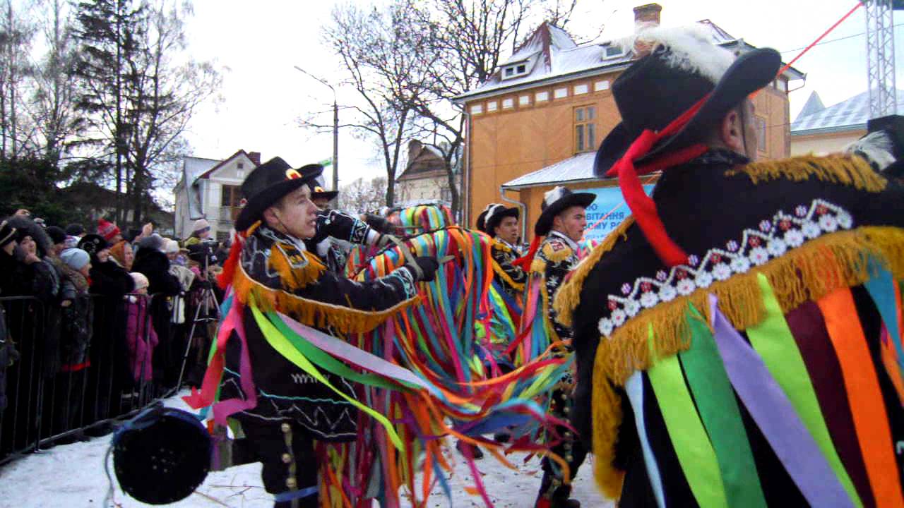 Căiuții din Stănești 2012 (2).AVI