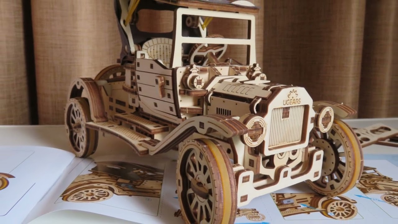 RETRO CAR de UGEARS