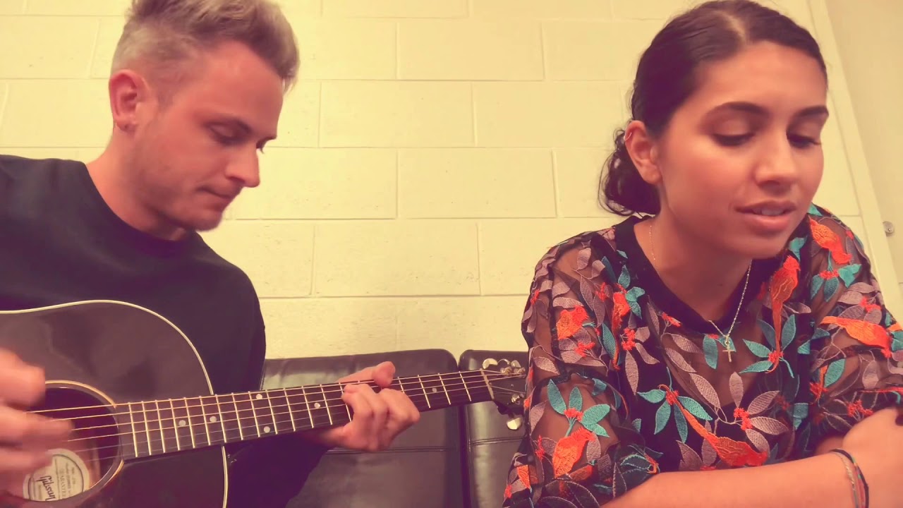 Alessia Cara- Growing Pains (Acoustic)