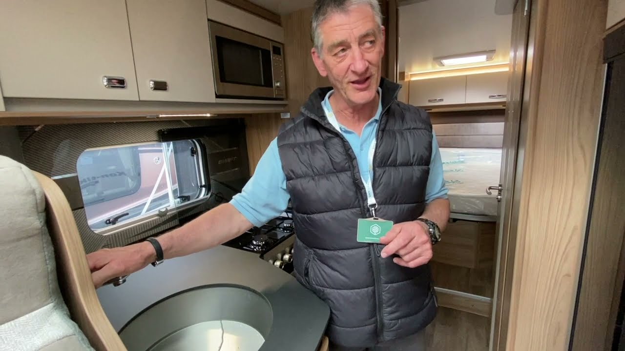 How to work the water system - Swift Kontiki / Kontiki sport 2021