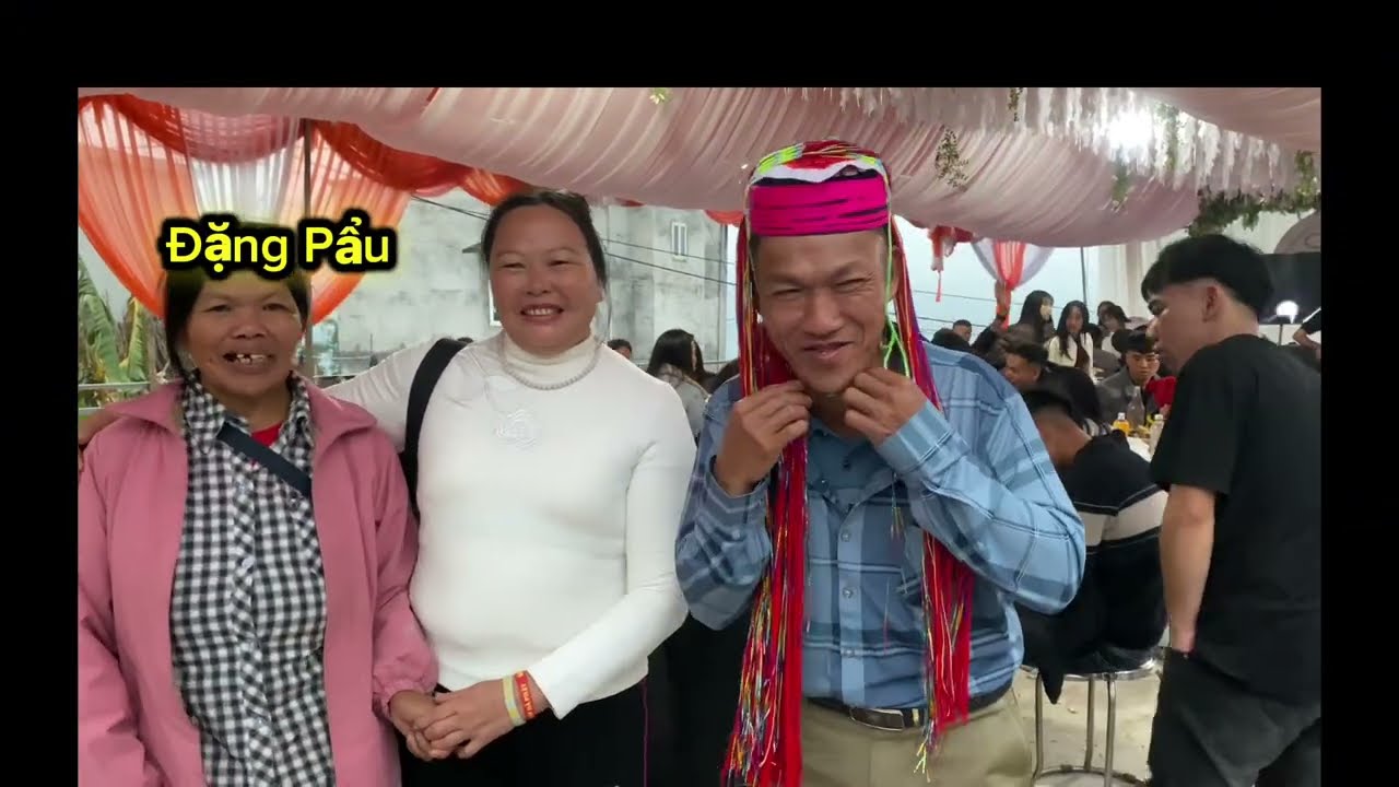 ngày 12 tháng 2, 2026 nam nữ hát giao duyên 