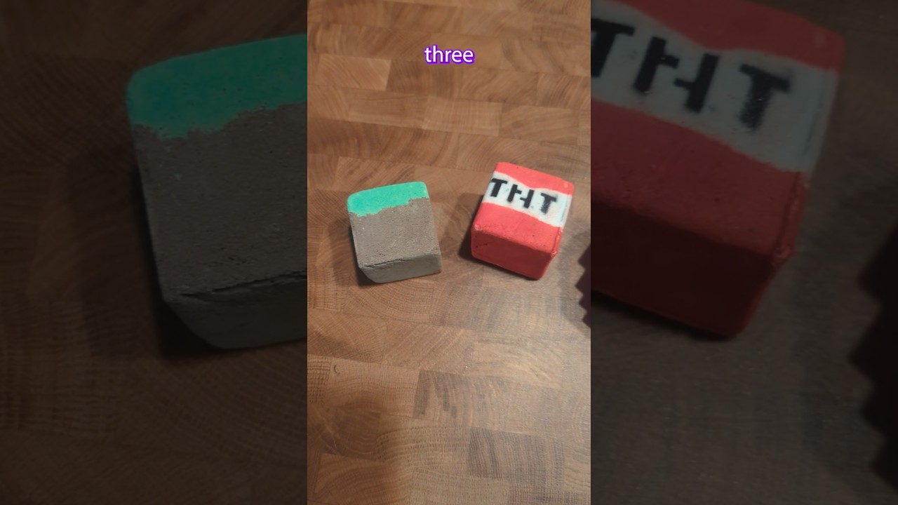 Minecraft x LUSH, часть 2! Результаты использования бомбочки для ванны в виде аксолотля! #minecra...