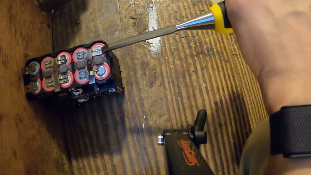 The Best Way to Remove Nickel Tabs on Battery 18650 Cells
