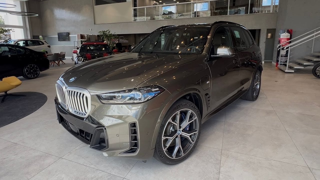 BMW X5 xDrive50e M Sport (G05) 2025/2026 - Cinza Manhattan + interno Sensafin Café - Brazil Spec