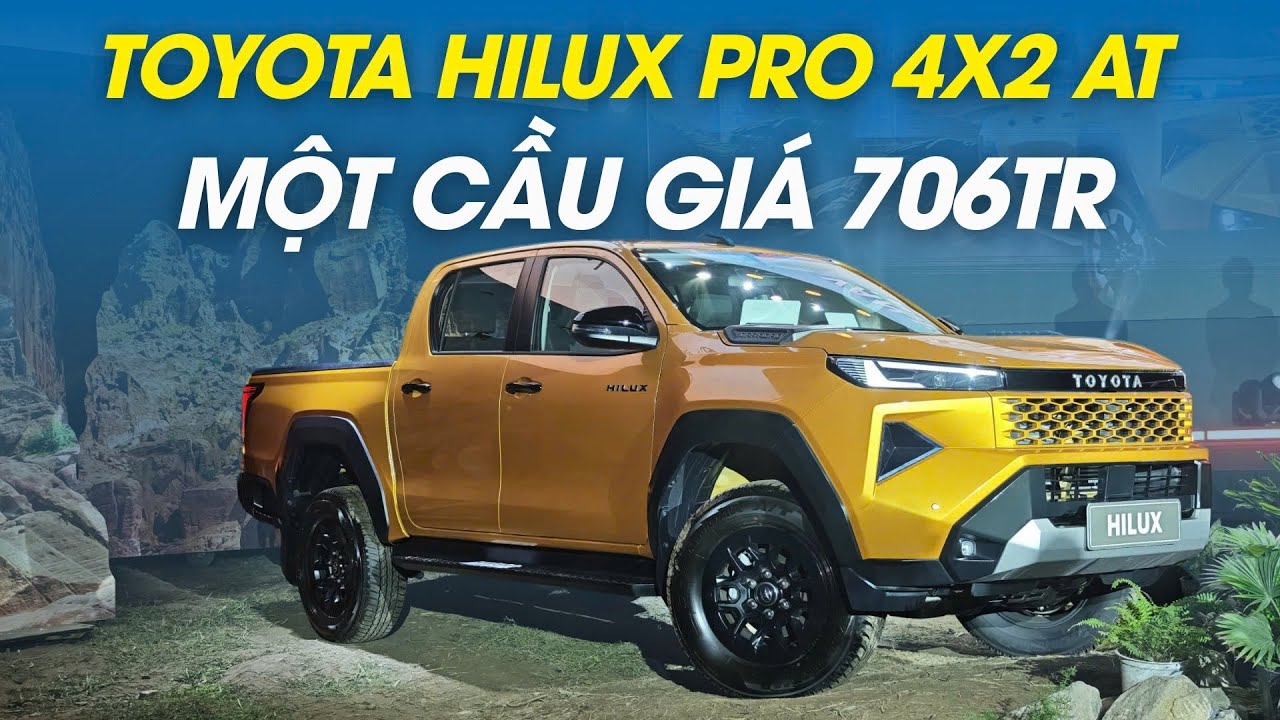 Toyota Hilux Pro 4x2 AT (с одним приводом) за 706 миллионов VND: удивительно доступная цена! | Au...