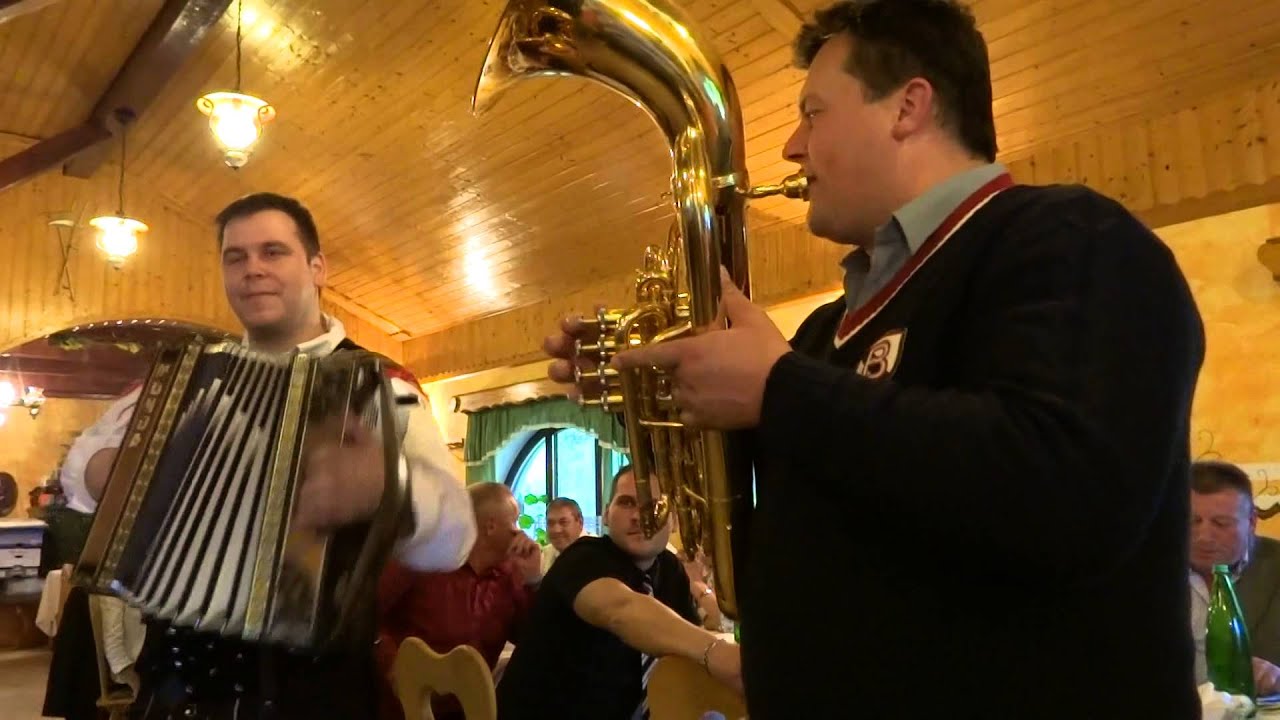 Siniša in Branko presenečenje na birmi