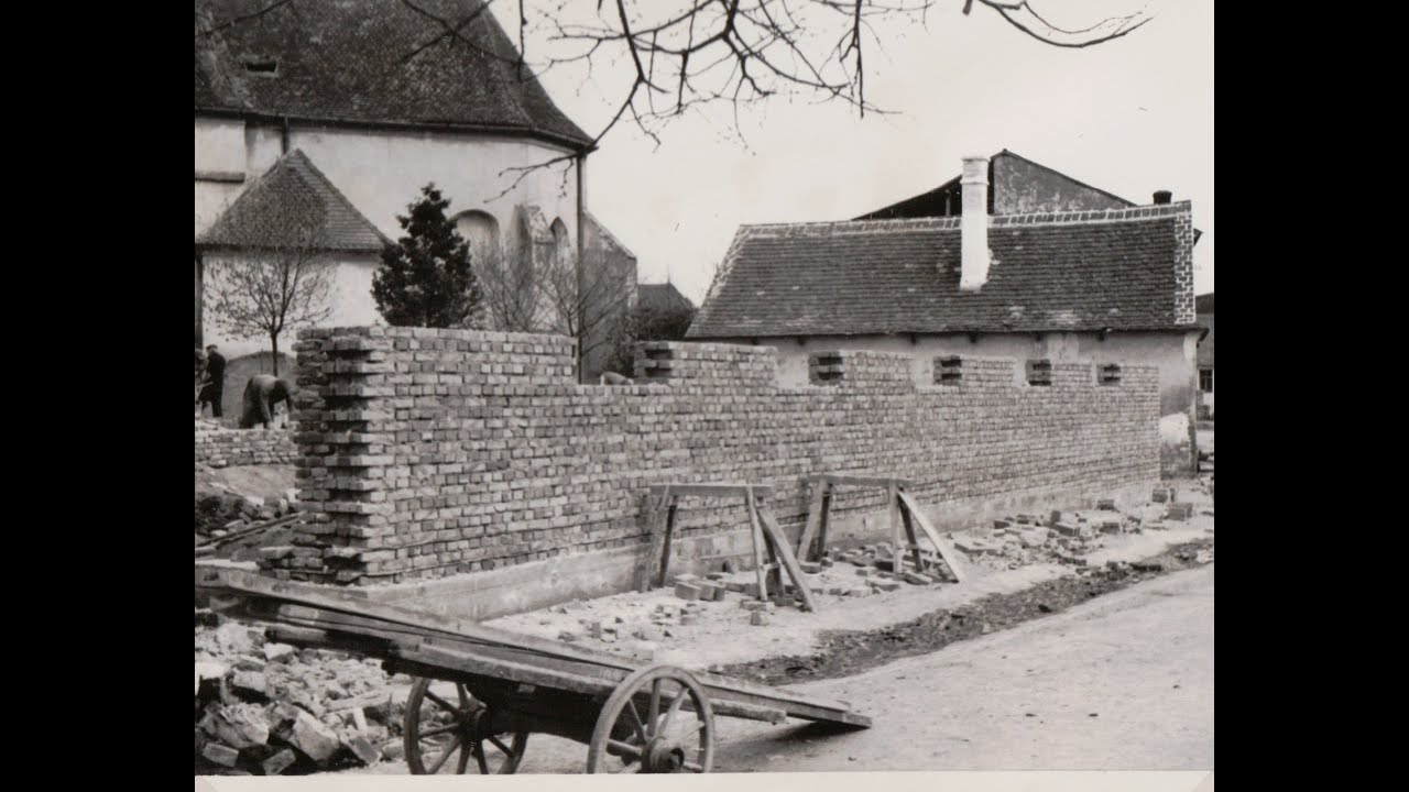 Das Alte Bernhardsthal, Bau des Pfarrheims