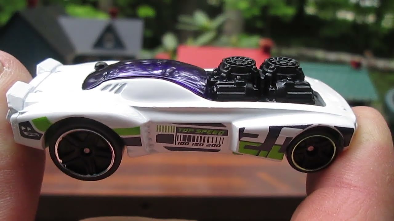 Rodger Dodger 2.0 - HW EV - 2025 Hot Wheels Toy Car Unboxing & Review - Mattel - Twin Engine - White