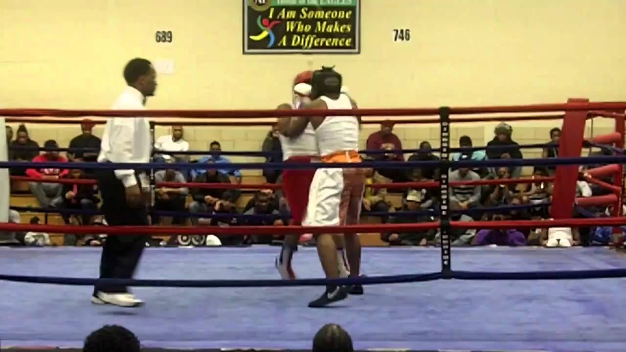 2011 DC USA Mike Reed vs. Gary Allan Russell