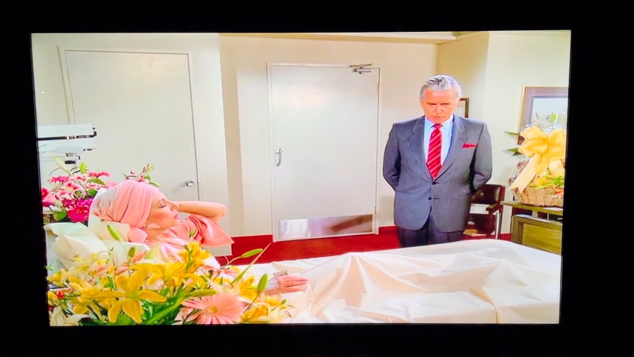 Dynasty: Alexis tells Blake that Mark had motive.