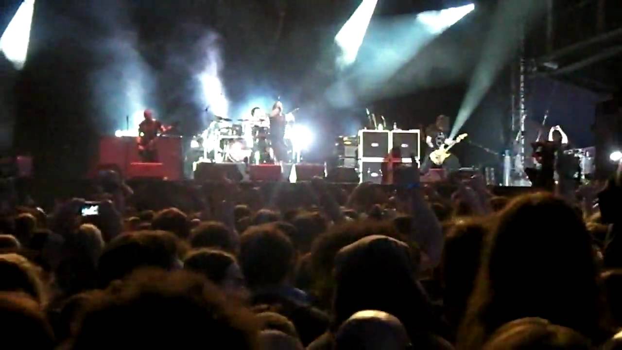 Hellfest 2010 - Sepultura - ROOTS !