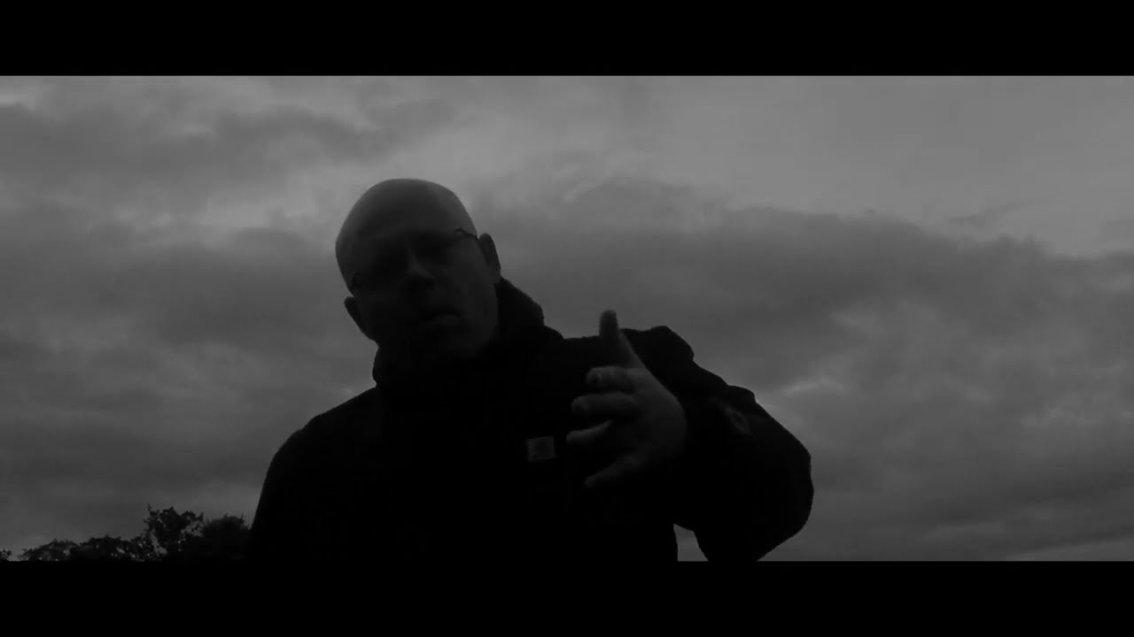 CUMBS & FASchollN - Schall und Rauch (Official Video)