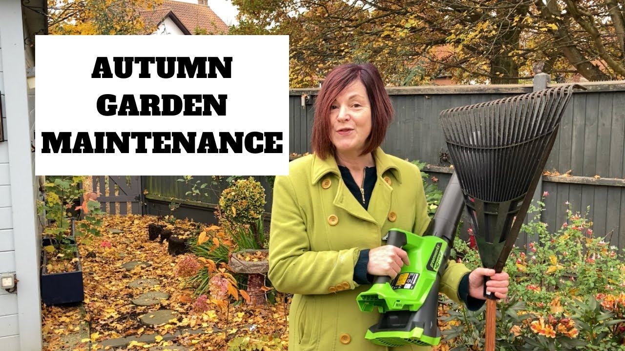 Super Satisfying Autumn Leaves Garden Clean-Up 🍁🍁🍁