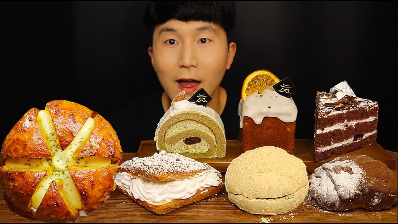 [SUB]팔달제과 마늘 빵, 인절미 빵, 레몬파운드, 녹차롤케이크(Garlic Bread,Injeolmi Bread,Lemon Pound,Green Tea Roll)#MUKBANG
