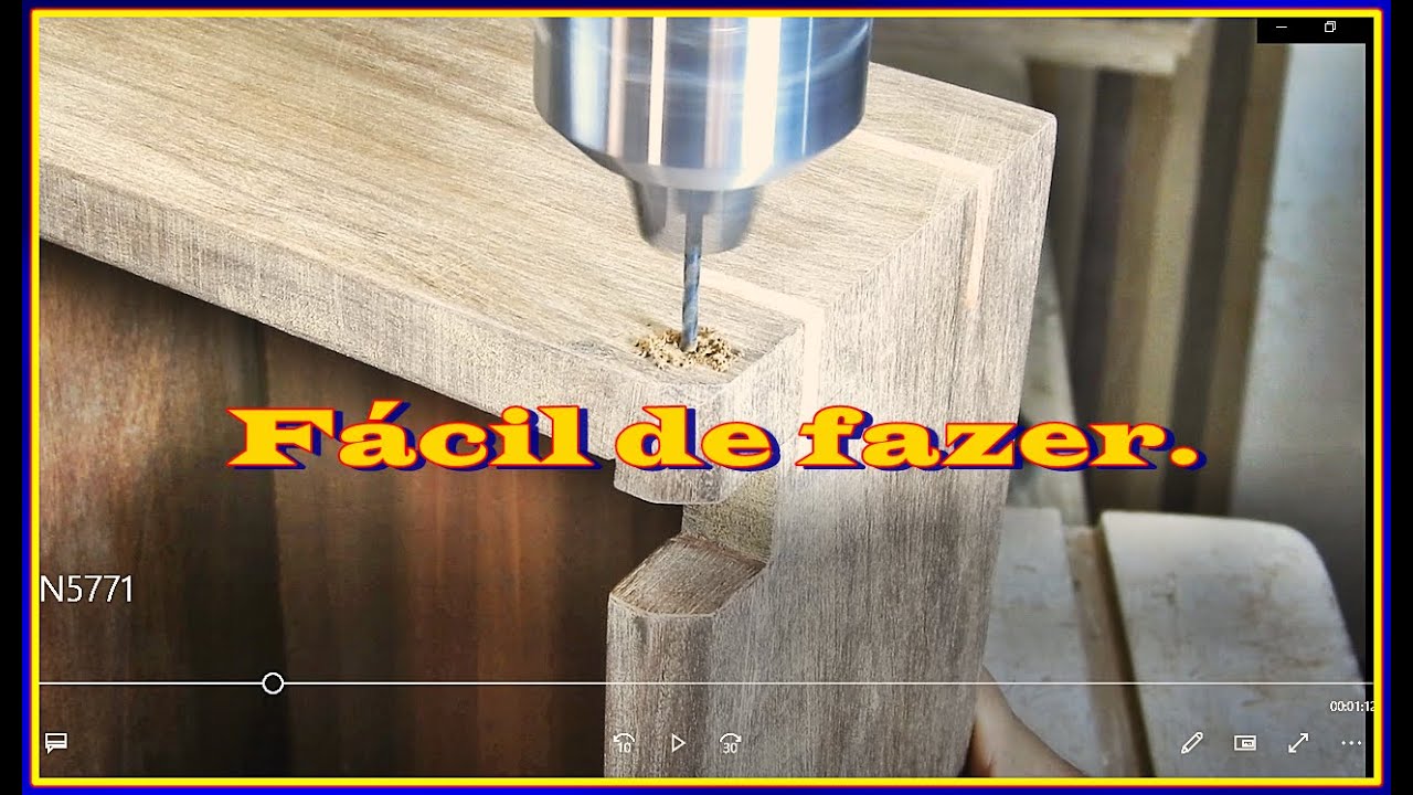 olha o que esse artesão fez. Dobradiça de madeira (look what this craftsman did. Wooden hinge