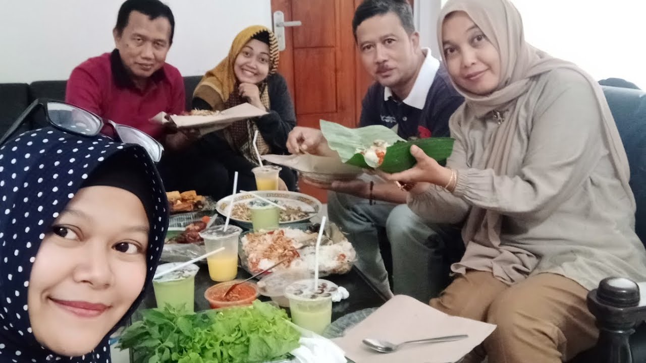 Kebersamaan Crew RasiLima FM #kuningan #jawabarat #mabar..