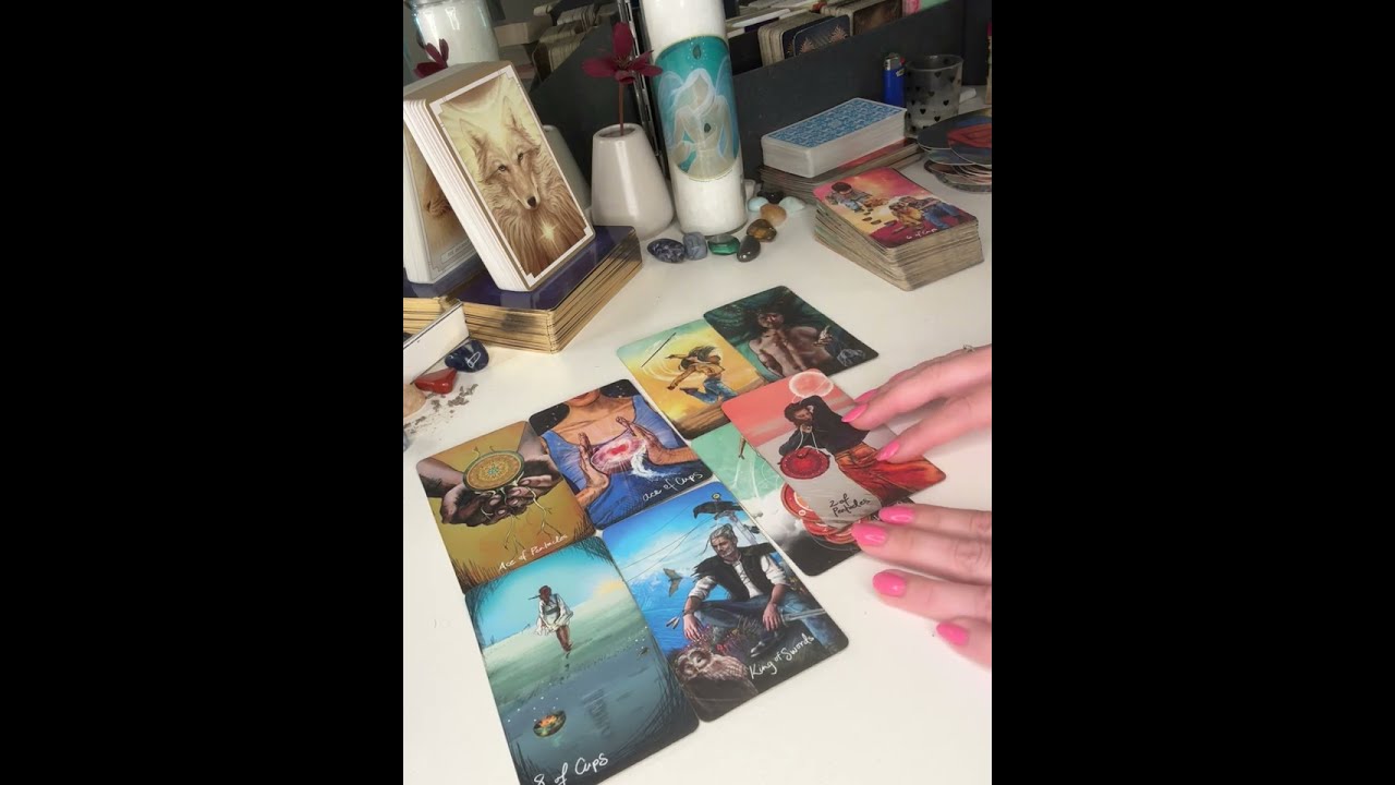 Kärlek i separation tänkte höra av sig igår❤️‍🔥 men nerver.. Tänker på din dejting mm.. Tarot