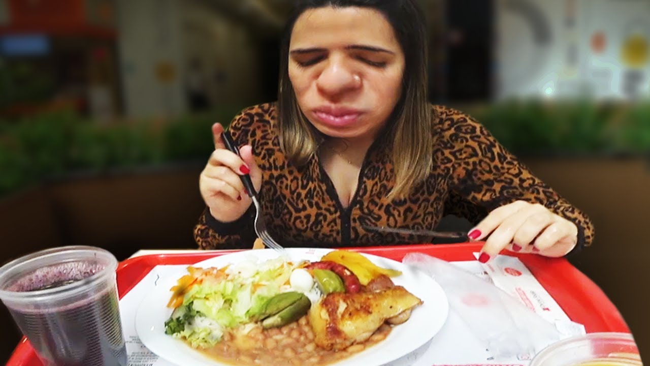 A BRUNA NÃO PARA DE COMER! Tá com fome toda hora...