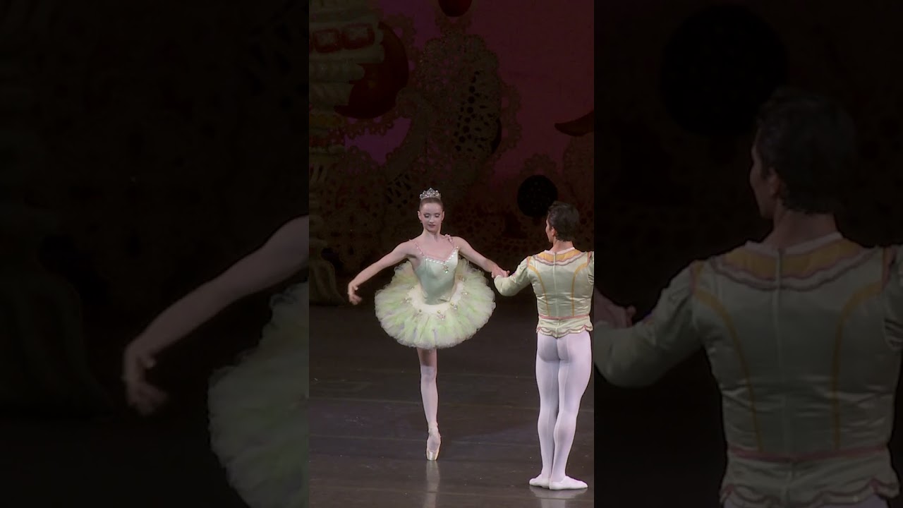 George Balanchine's THE NUTCRACKER&reg;