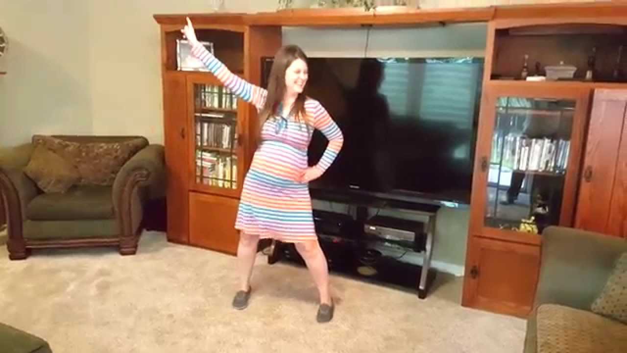 Funniest Pregnant Woman Dancing