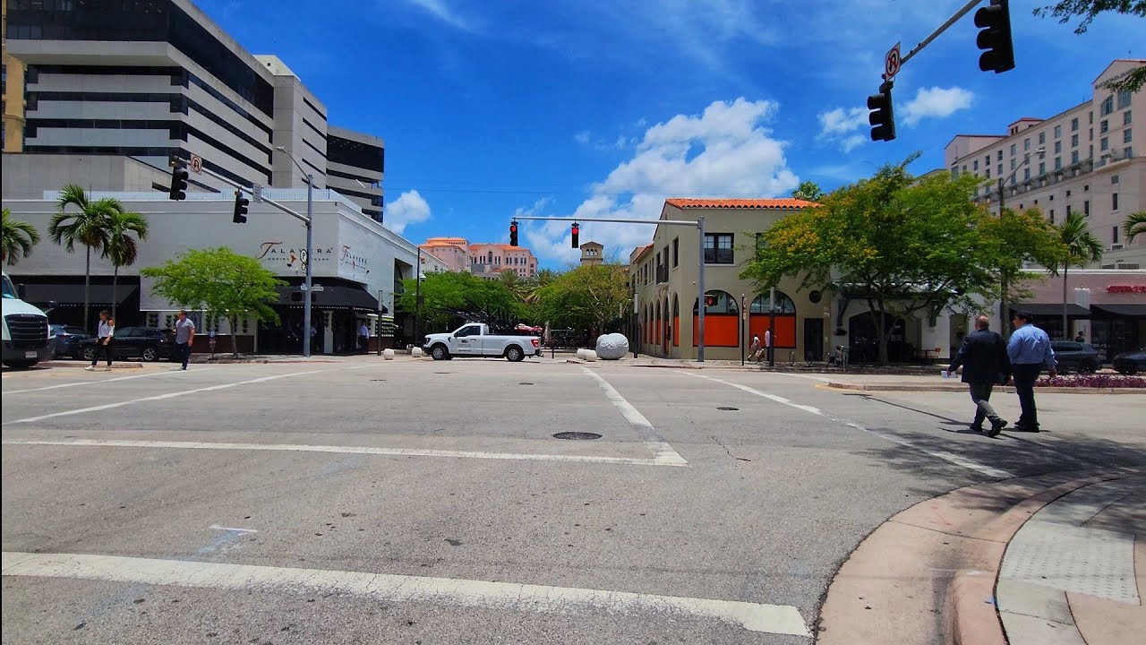 4K Downtown Coral Gables  , Summer Cycling Travel Tour , Coral Gables  ~ Miami FL  , July 2024