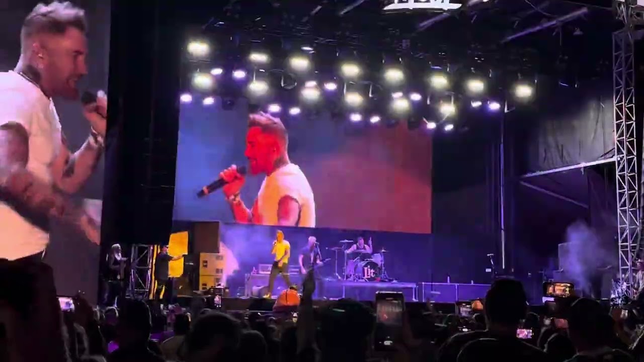 Lit sings “My Own Worst Enemy “ at “when We Were Young” festival on Las Vegas Oct 21 , 2023