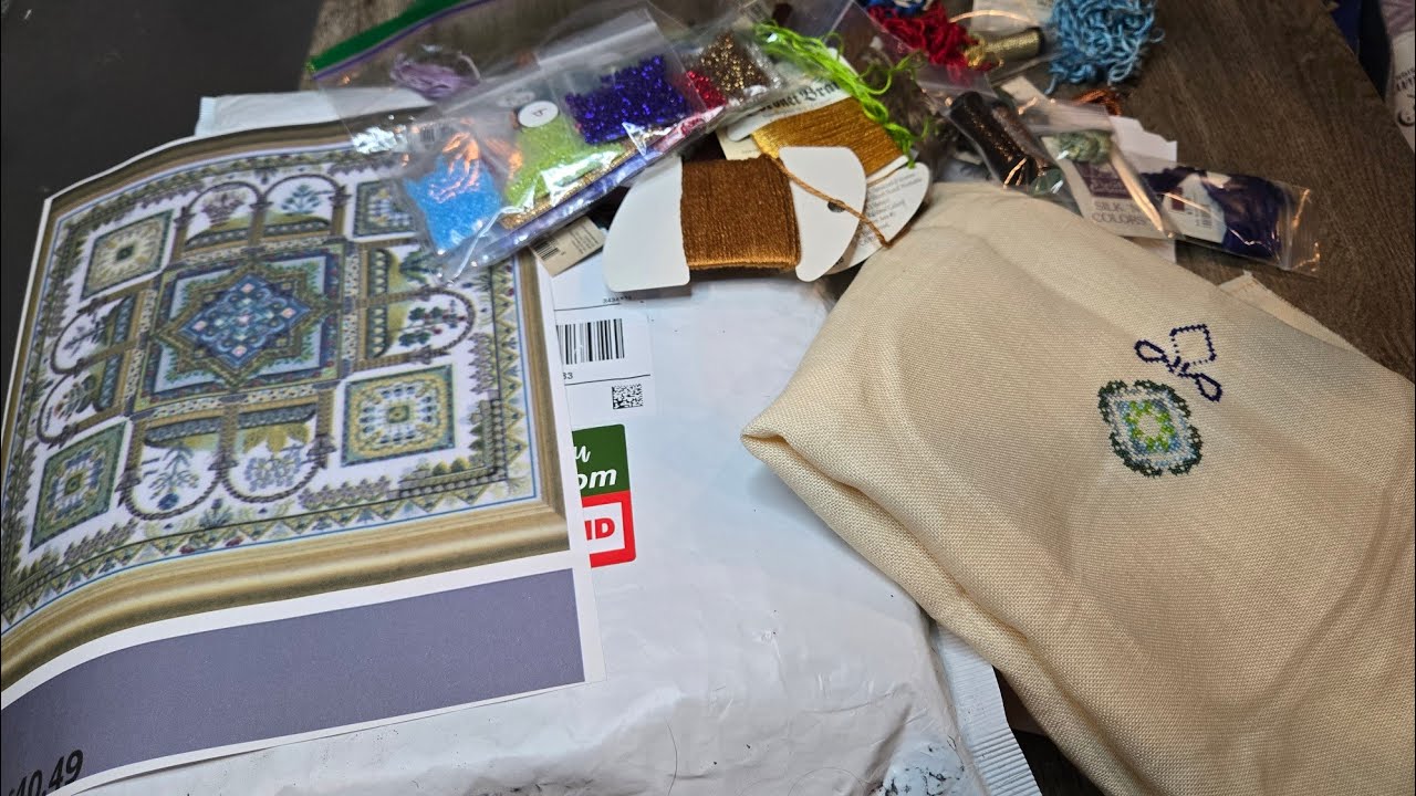 Flosstube Extra - Chatelaine Designs Cross Stitch Hunt: Medieval Cloister Herbularius