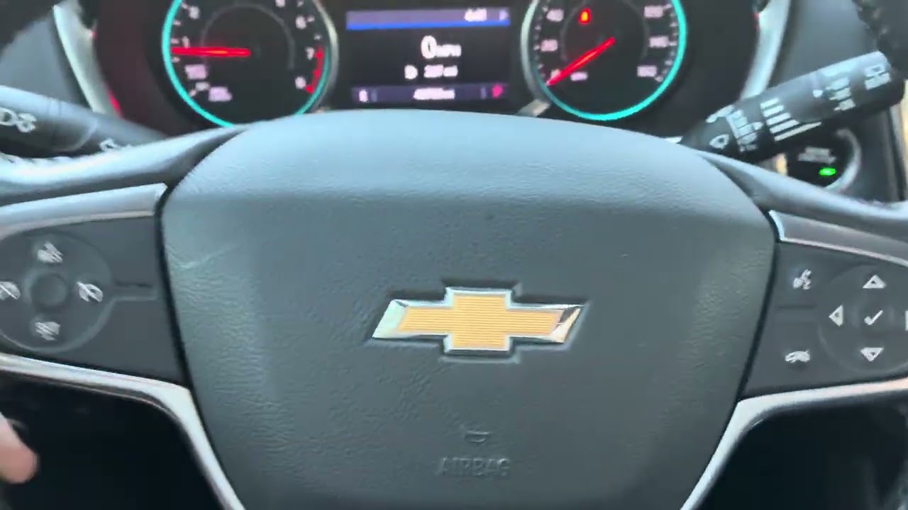 2020 Chevrolet Traverse LT quick startup and interior