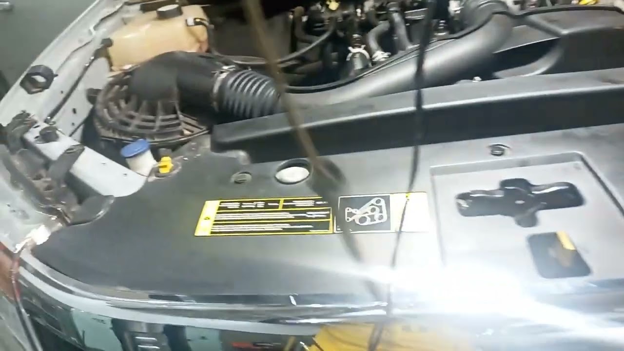 ford ranger 2.5 gasolina 2015  luz injecao e abs acesa e  nao marca combustível