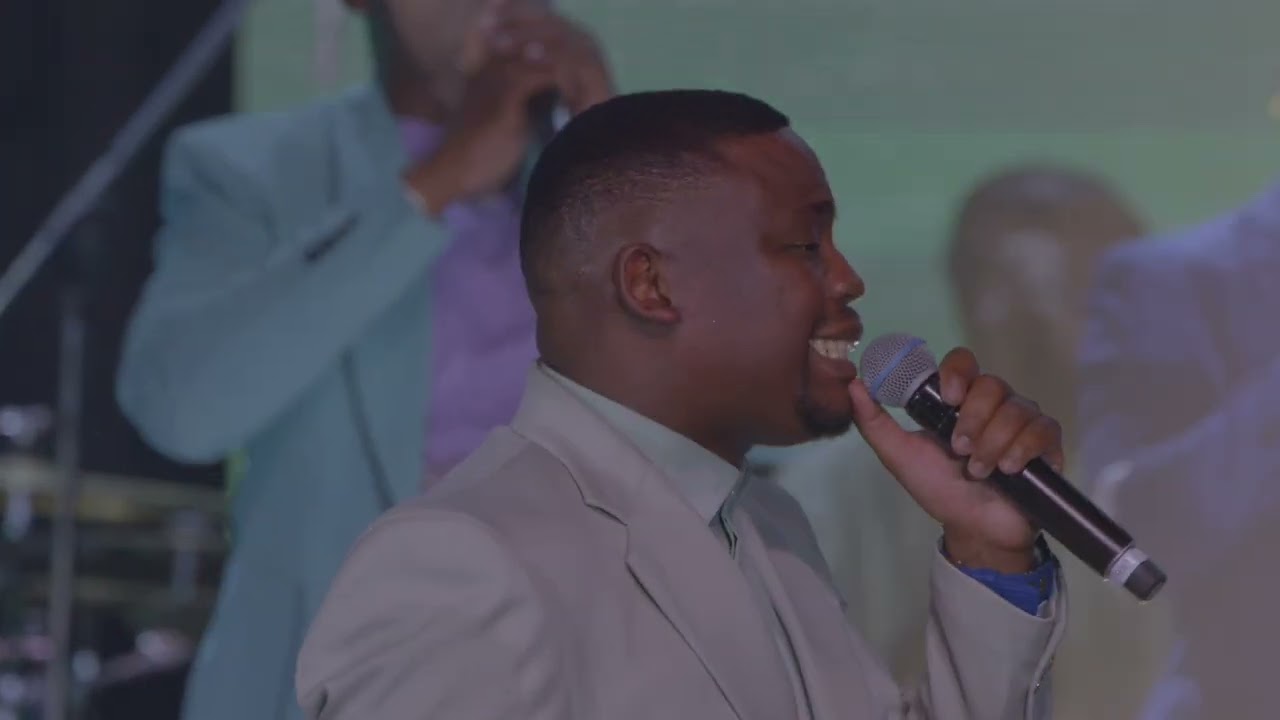 SbuNoah - Siyacela Kuwe (Live at Goshen City Church 2023) 