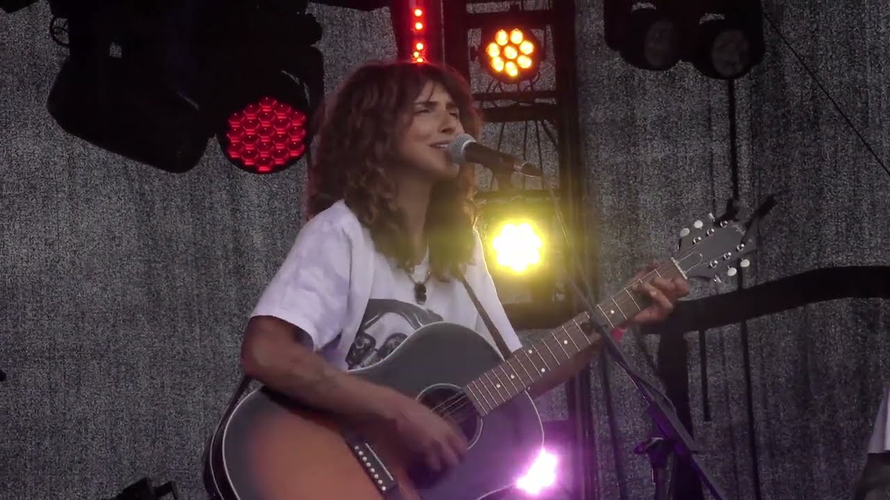 Brooke Law - Excuse Me (Live @ Chickenstock Festival, Stockbury - 2nd August 2025)
