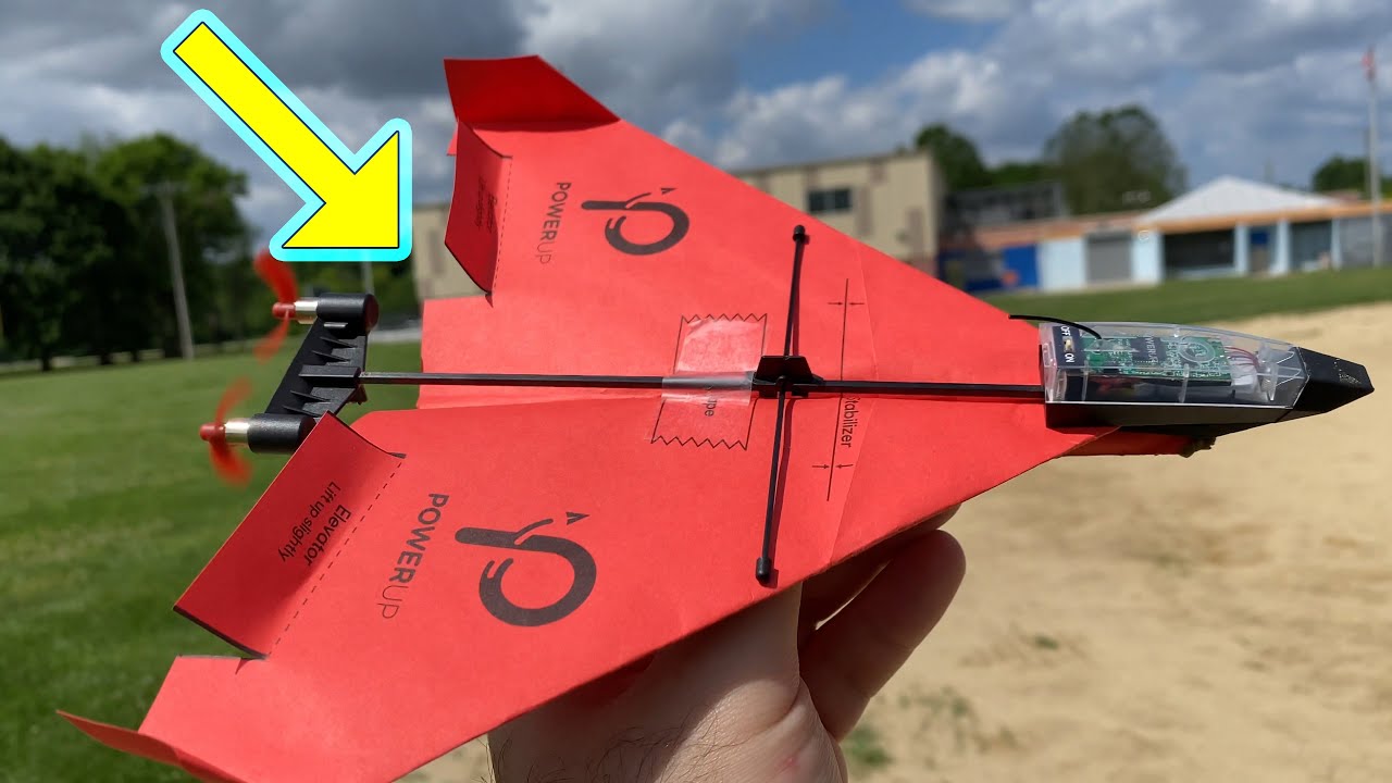 Zestaw POWERUP 4.0 &ndash; sterowany aplikacją samolot papierowy 🛩️ Gadgetify
