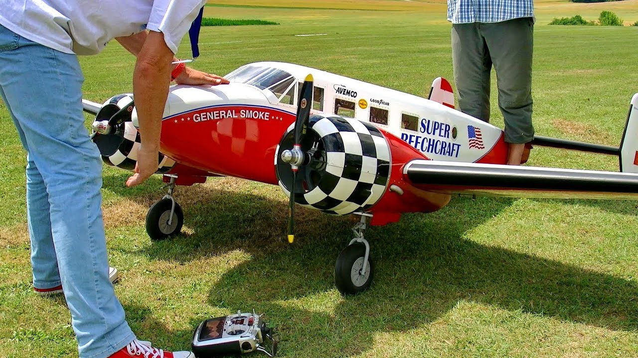 HUGE RC VINTAGE BEECH-18 BEECHCRAFT-18 SCALE MODEL AIRPLANE FLIGHT DEMONSTRATION