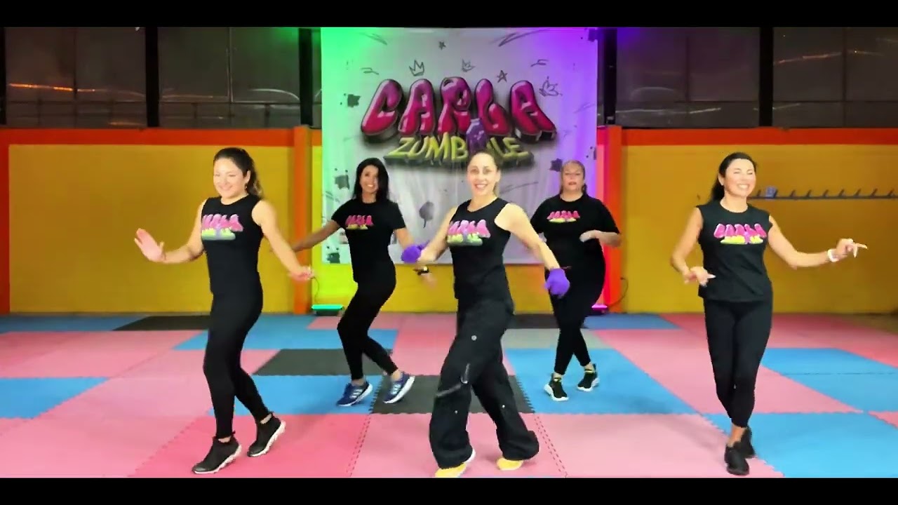 BAILE INOLVIDABLE-BAD BUNNY-by Carla Zumbaile #badbunny #baileinolvidable #coreografia #salsa #chile