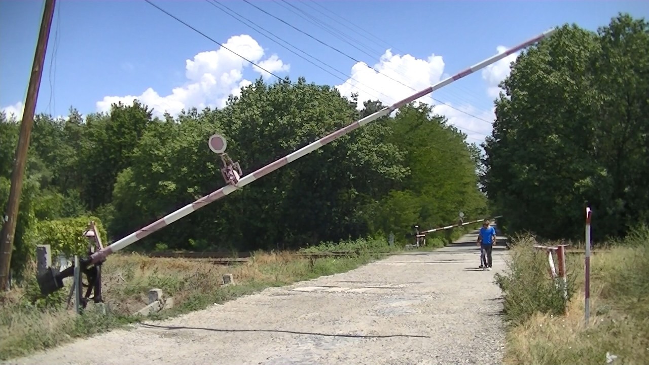 Spoorwegovergang Strejești (RO) // Railroad crossing // Trecere la nivel
