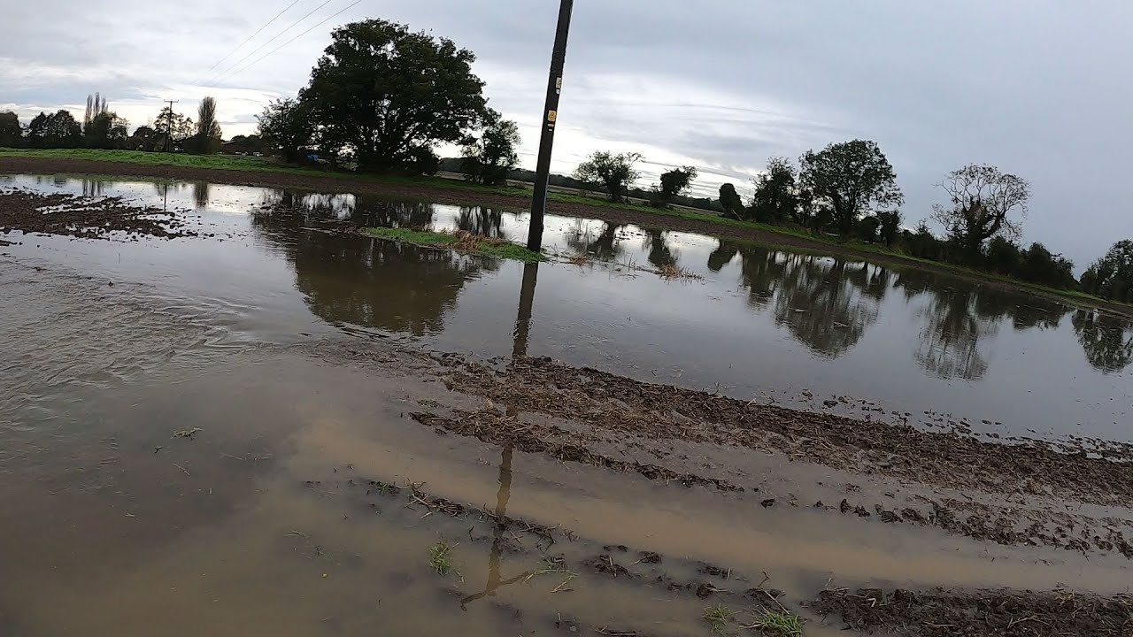 Clearing Ditches , Flooding 23