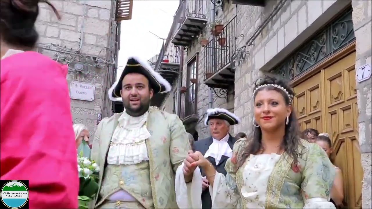 Video Innuso, #Petraliasopranamatrimoniobaronale,