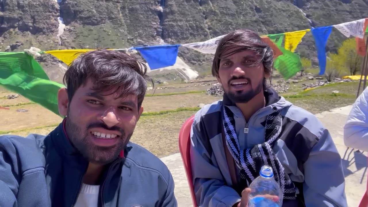 Manali Vlog4Gulatya Pathanya full Comedy 😅 मनाली व्लॉग गुलाट्या पठान्या फूल कॉमेडी🤣 #aashuvlogs