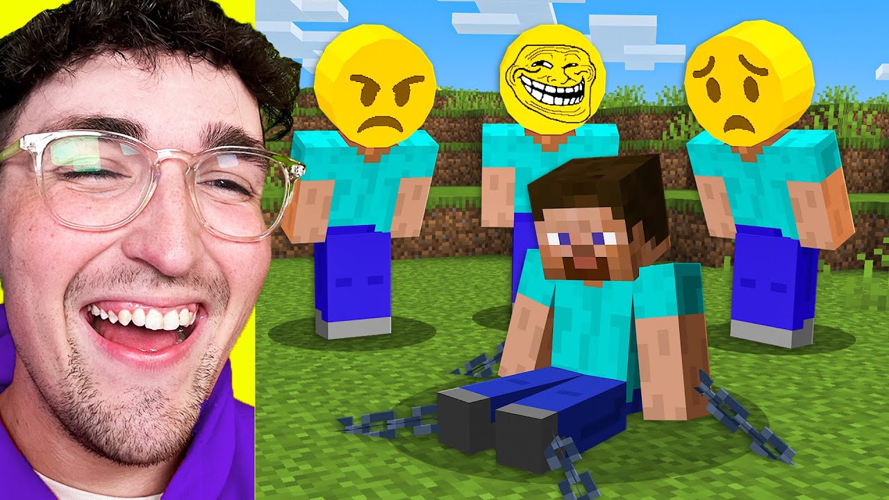 I Fooled My Friend with EMOJI PEOPLE in Minecraft