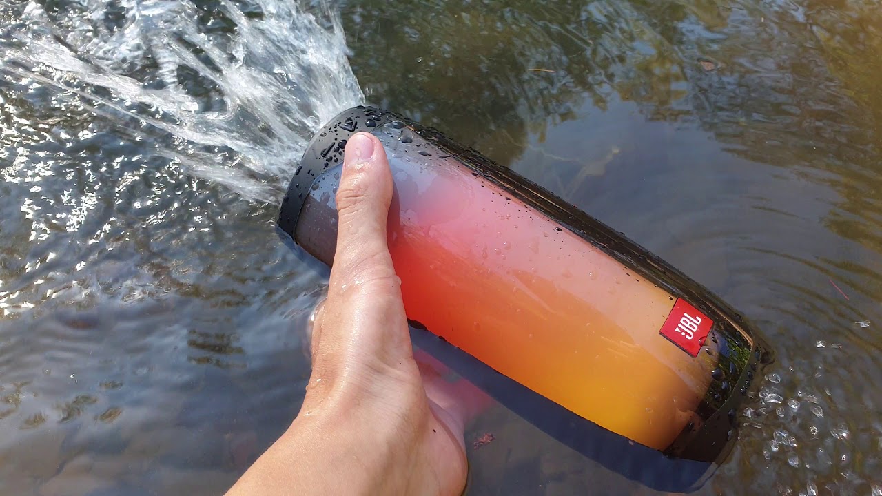 JBL Pulse 4 - Water Test